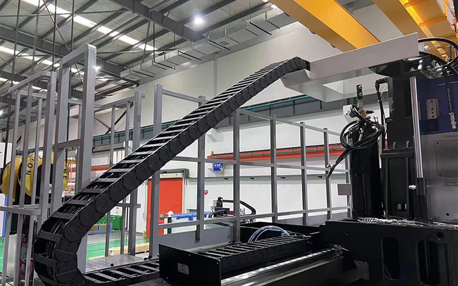 CNWSL cable carriers for high-speed reciprocating cable protection on lithium battery lines